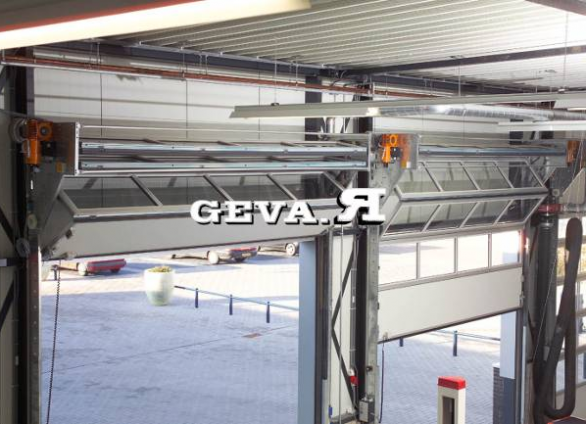 INDUSTRIALE - PORTONI VERTICALI COMPATTI