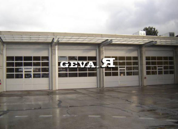 INDUSTRIALE - PORTONI VERTICALI COMPATTI